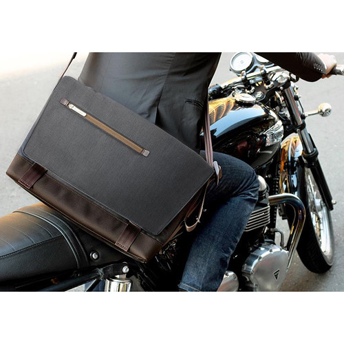 Moshi Aerio Messenger Bag for 15