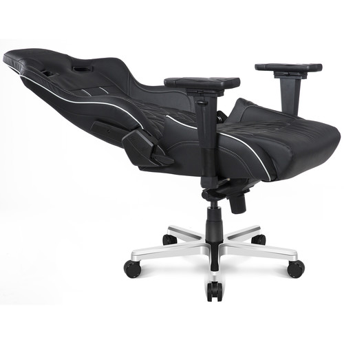 AKRacing Masters Series Pro Deluxe Gaming Chair (Black)