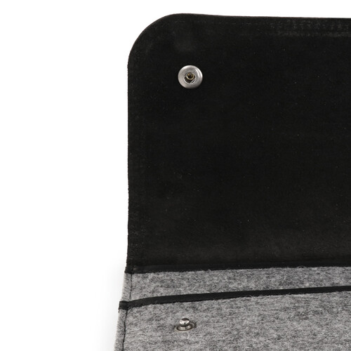 MegaGear Genuine Leather and Fleece 16
