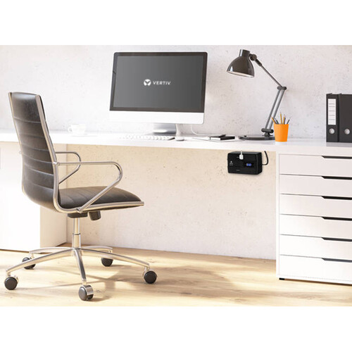 VERTIV Liebert PST5-660MT120 8-Outlet UPS